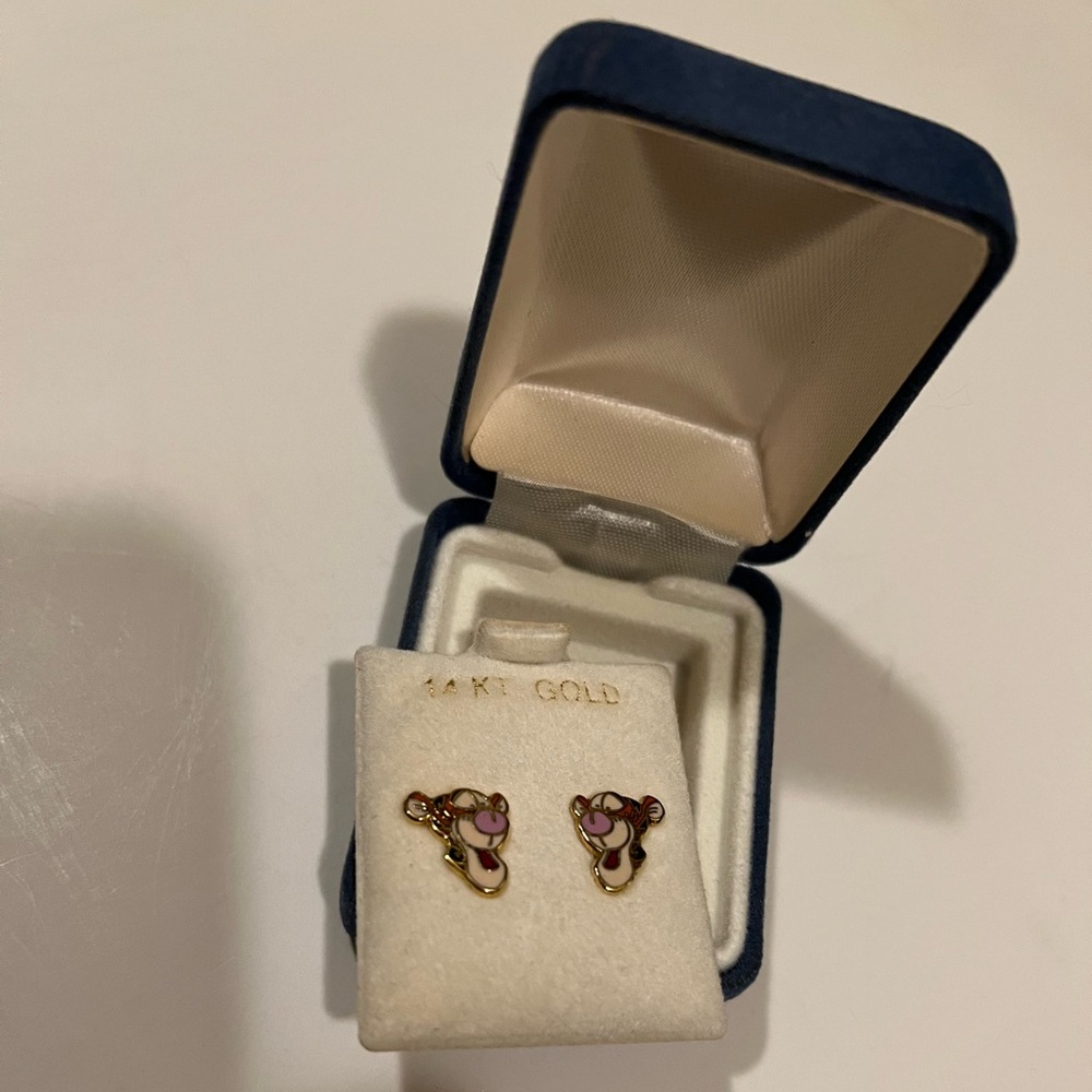 VINTAGE DISNEY TIGGER EARRINGS. - Picture 2 of 7